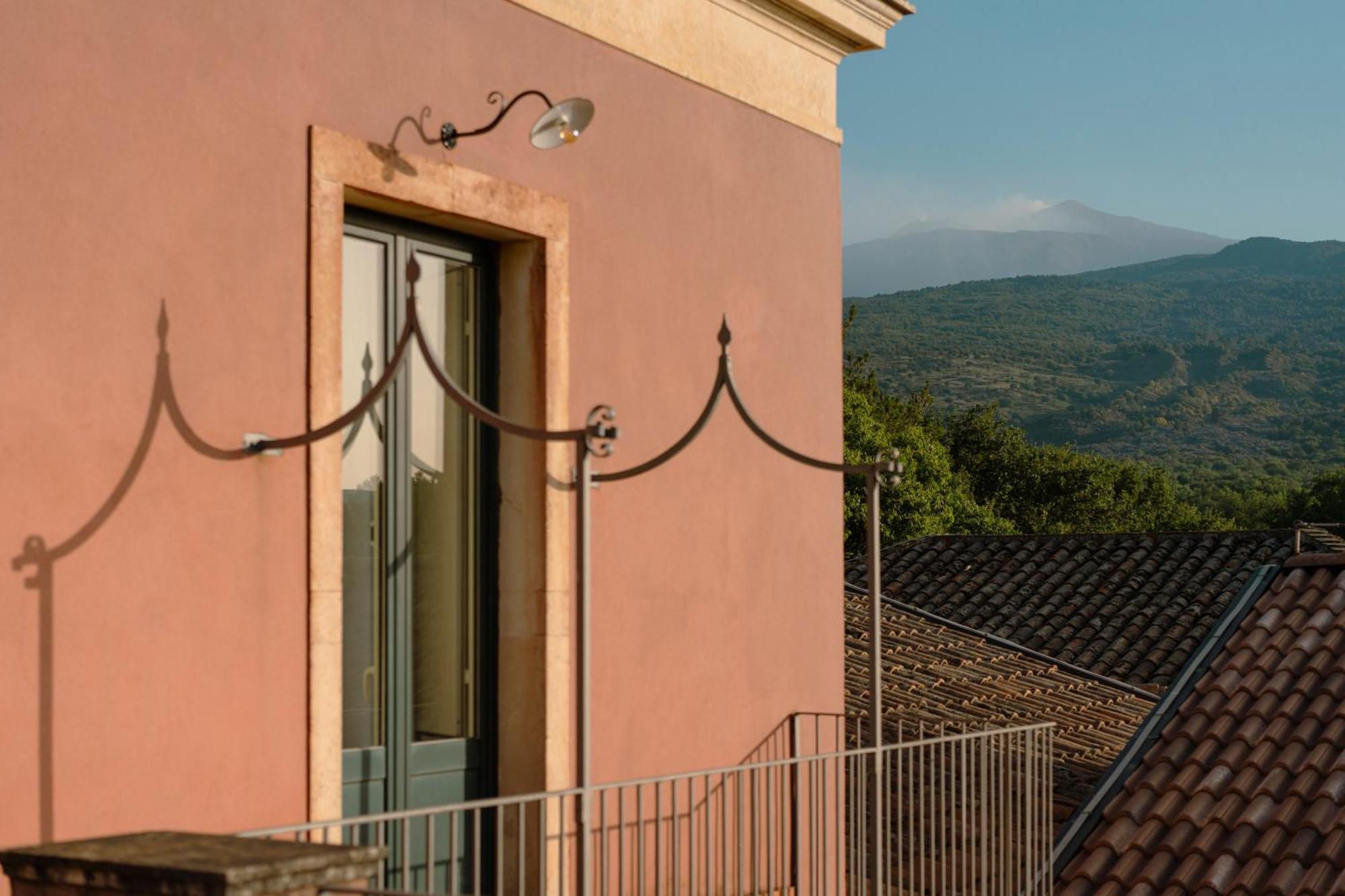 Picciolo Etna Golf Resort & Spa, Curio Collection By Hilton Castiglione De Sicilia Exterior photo