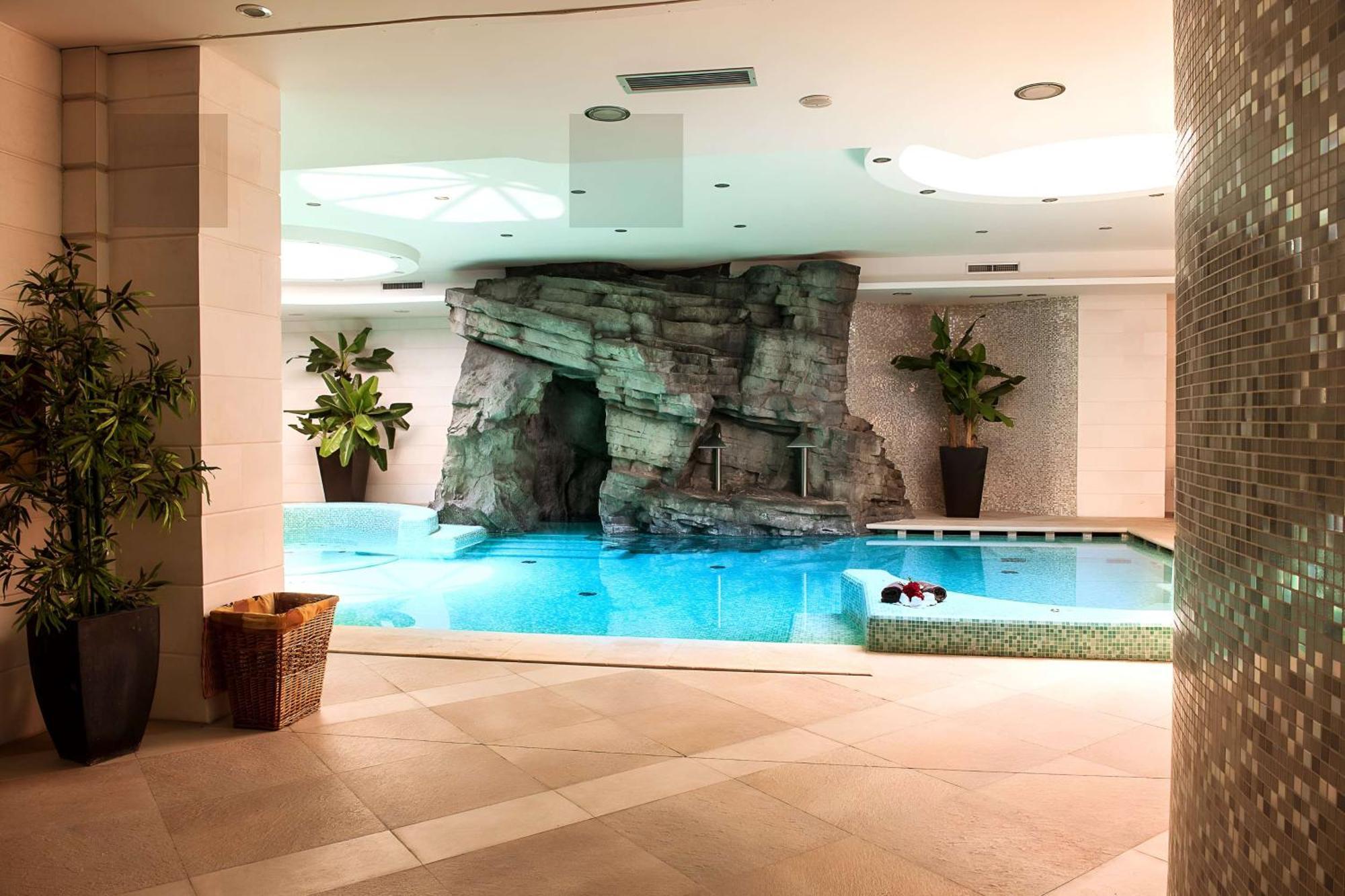 Picciolo Etna Golf Resort & Spa, Curio Collection By Hilton Castiglione De Sicilia Exterior photo