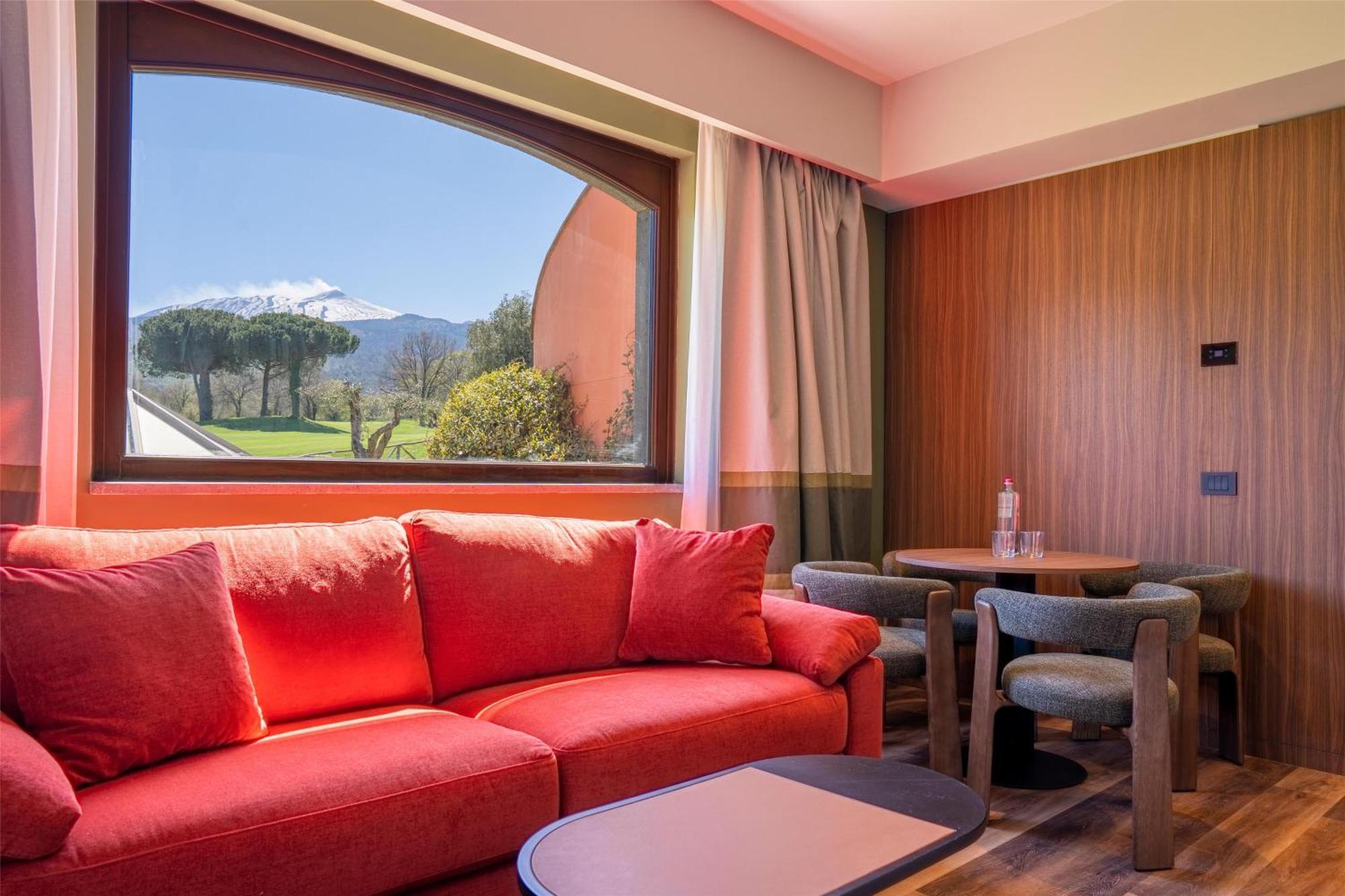 Picciolo Etna Golf Resort & Spa, Curio Collection By Hilton Castiglione De Sicilia Exterior photo