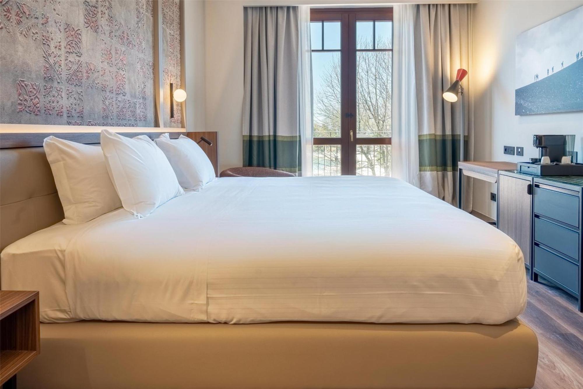 Picciolo Etna Golf Resort & Spa, Curio Collection By Hilton Castiglione De Sicilia Exterior photo