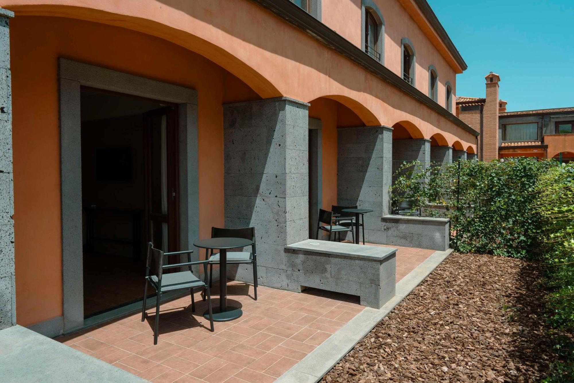 Picciolo Etna Golf Resort & Spa, Curio Collection By Hilton Castiglione De Sicilia Exterior photo