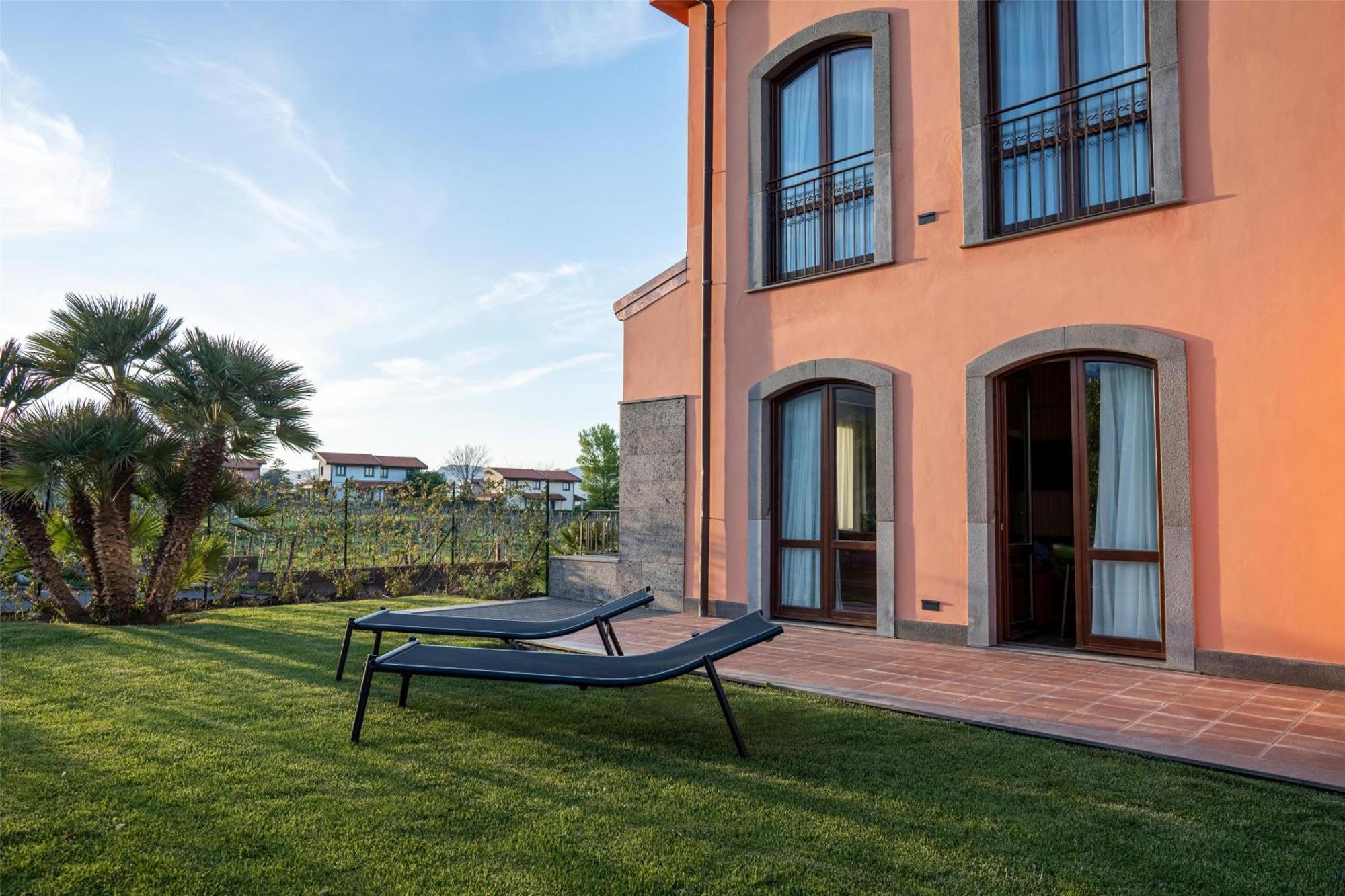 Picciolo Etna Golf Resort & Spa, Curio Collection By Hilton Castiglione De Sicilia Exterior photo